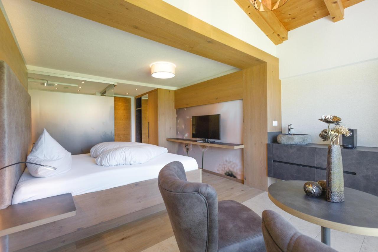 Hin&Weg Das Aparthotel Ried im Zillertal Buitenkant foto