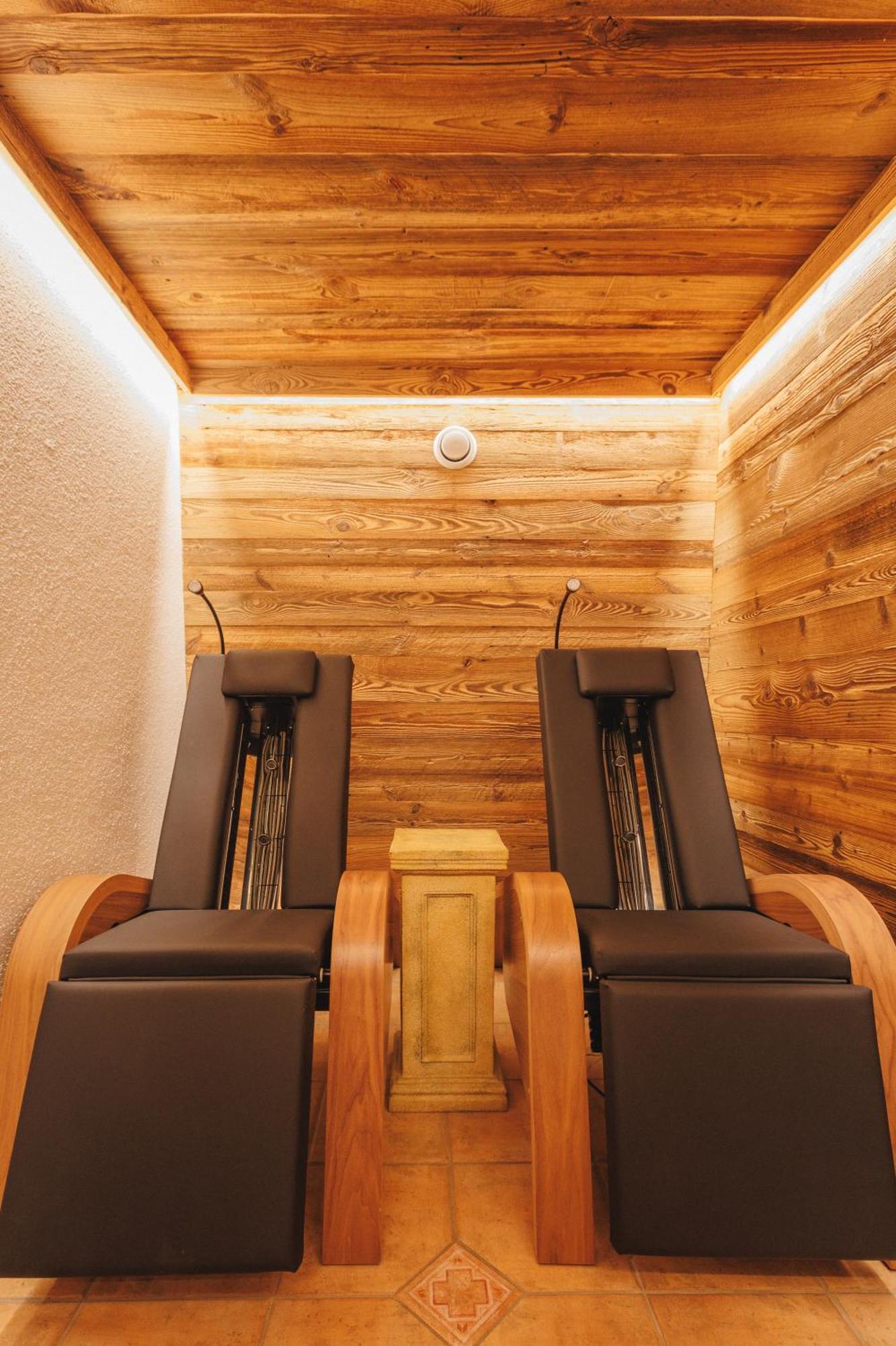 Hin&Weg Das Aparthotel Ried im Zillertal Buitenkant foto