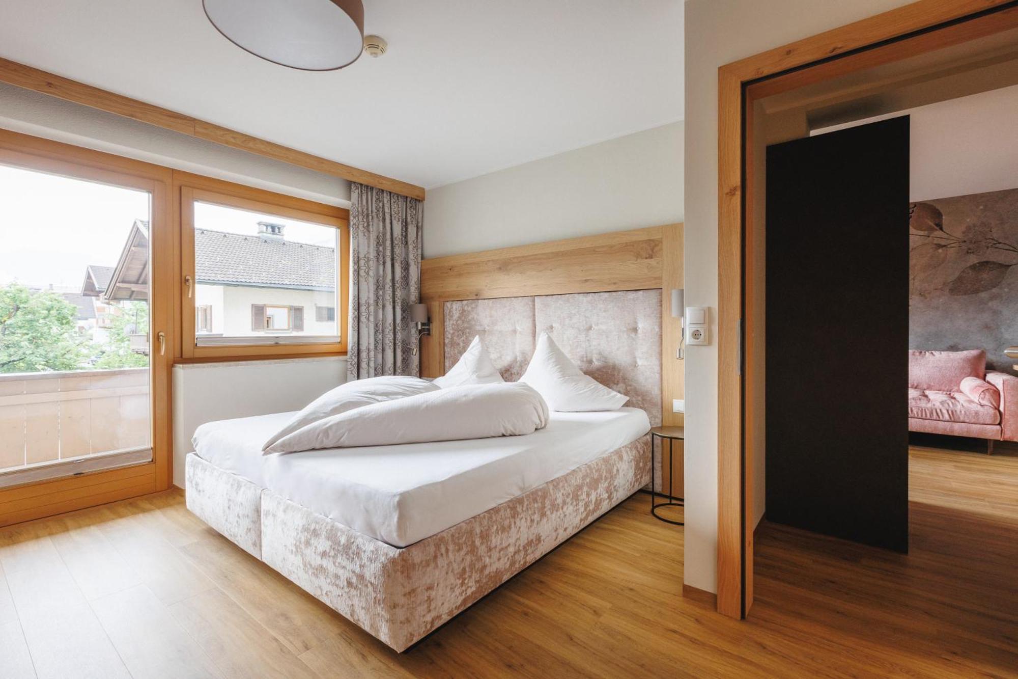 Hin&Weg Das Aparthotel Ried im Zillertal Buitenkant foto